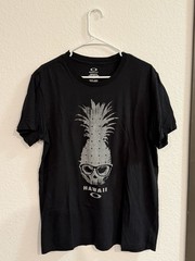 3 pack, Oakley, Hawaii T-shirts, Size Large