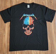 Metallica T-Shirt Men’s Sz Large American Flag Menacing Skull Rock Band Tee