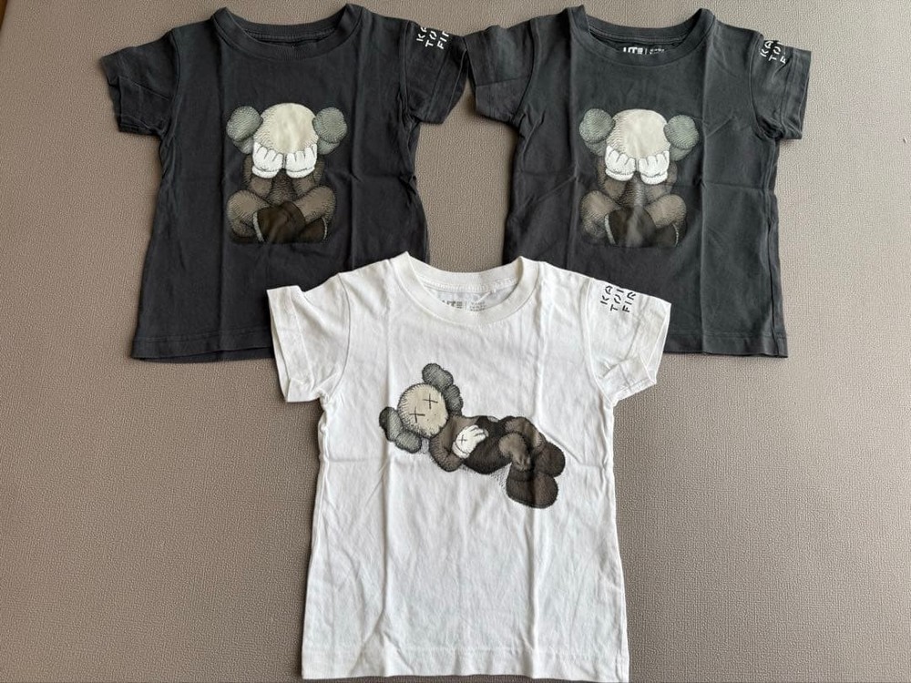 Uniqlo KAWS T-shirt Set 3 pcs Gray White Kids 100cm No Stains Used