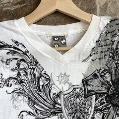 VTG ODM Men’s Faith V-Neck XL T-Shirt Cross Graphic Tee Affliction Style Y2K