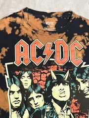 AC/DC Highway To Hell Heavy Metal Rock T-Shirt Black Bleach Wash Sz Small Youth