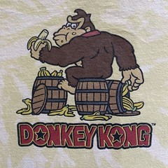 2020s Nintendo Donkey Kong T Shirt Mens Size 2XL Yellow Acid Wash Dye Video Game