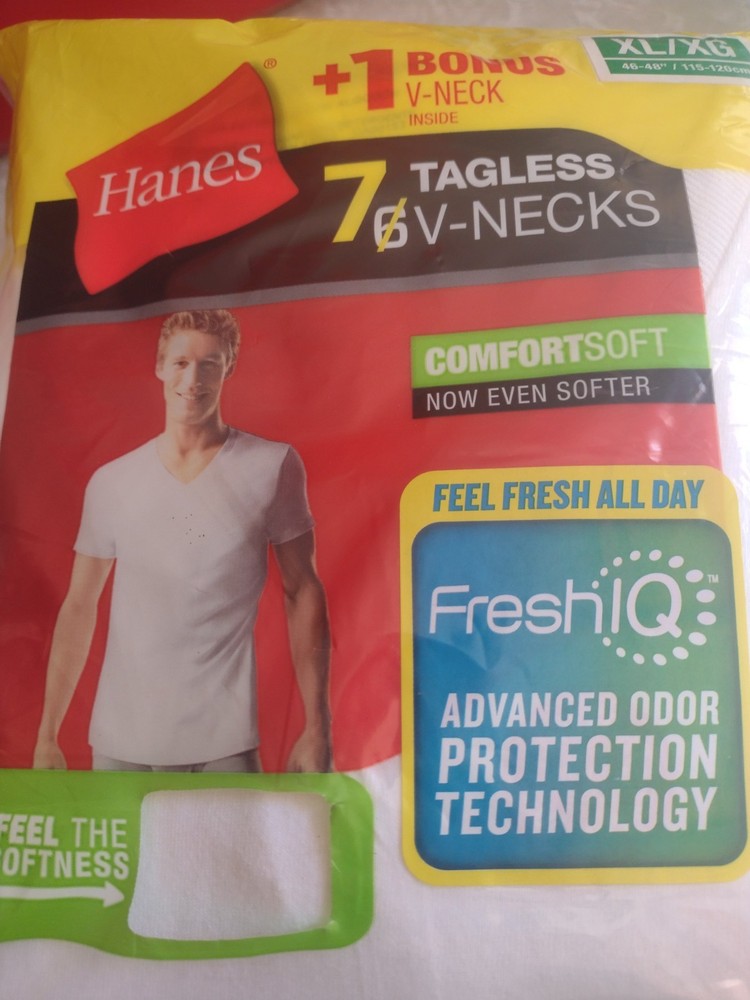 7 Pack Hanes Men’s White XL Tagless V Neck ComfortSoft T Shirts Odor Protection