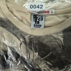 Uniqlo Metal Gear Solid 25th Anniversary Big Solid Snake Graphic Tee Shirt XL