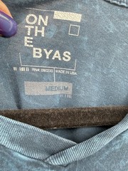 On The Byas Mens Blue Mineral Wash Short Sleeve T-Shirt Size Medium V-neck