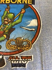 Vintage Airborne T-Shirt L Parachute Army Ranger 70’s The Rats Hole Screen Stars