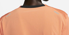 NWT Nike DM4646-871 Men Dri-Fit Rise 365 Trail Running Top Orange Trance Size M