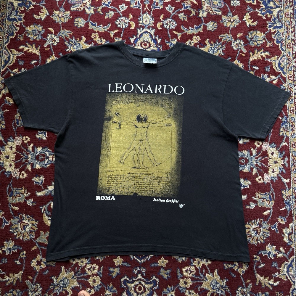 Vintage 90s-2000s Leonardo da Vinci Vitruvian Man Roma Italy Art Museum Tee