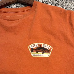 Ocean + Coast Offshore Outfitters Fish Graphic Orange Mens S Crew Neck T-Shirt