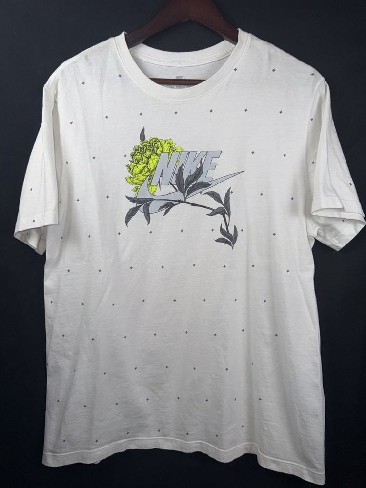 The Nike Tee Shirt L Multi Logo Flower White Center Swoosh Allover Print Mens