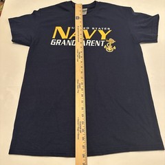 US NAVY Grandparent Short Sleeve Men’s T-Shirt. Size Medium. Navy Blue