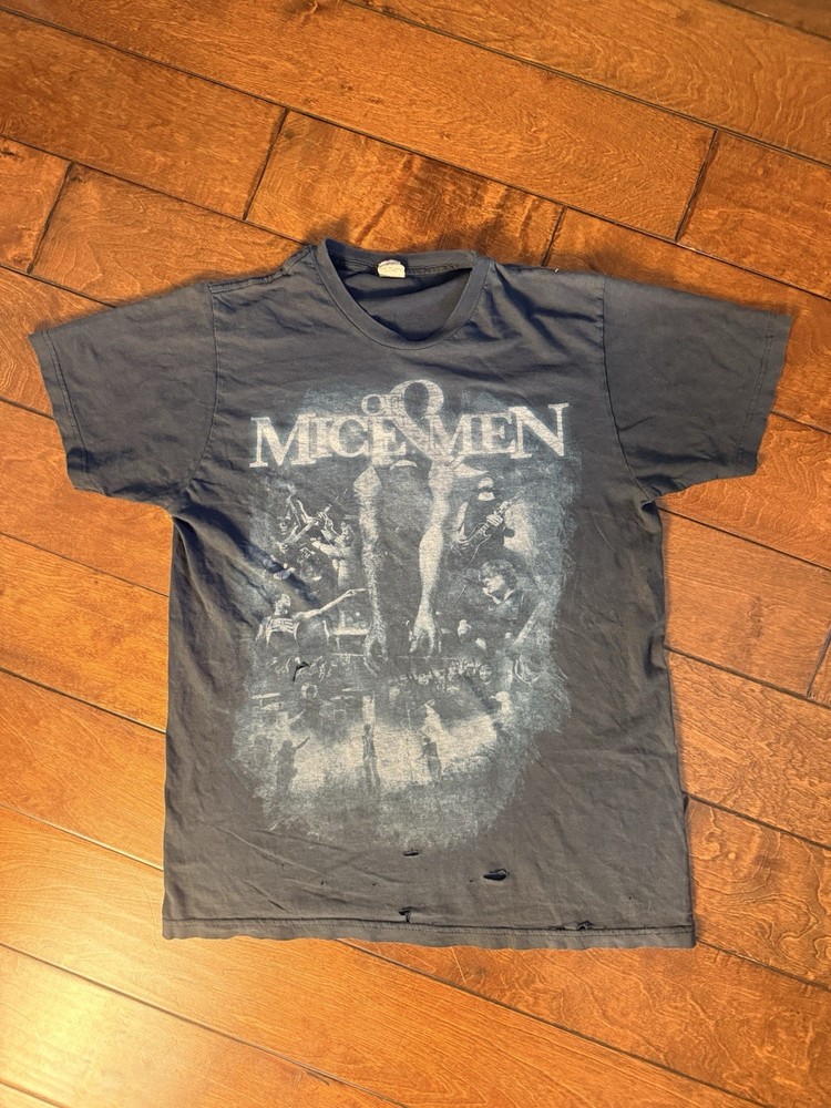 Vintage Of Mice & Men Band T Shirt Distressed Faded Rock Tour Tee Grunge 19×27