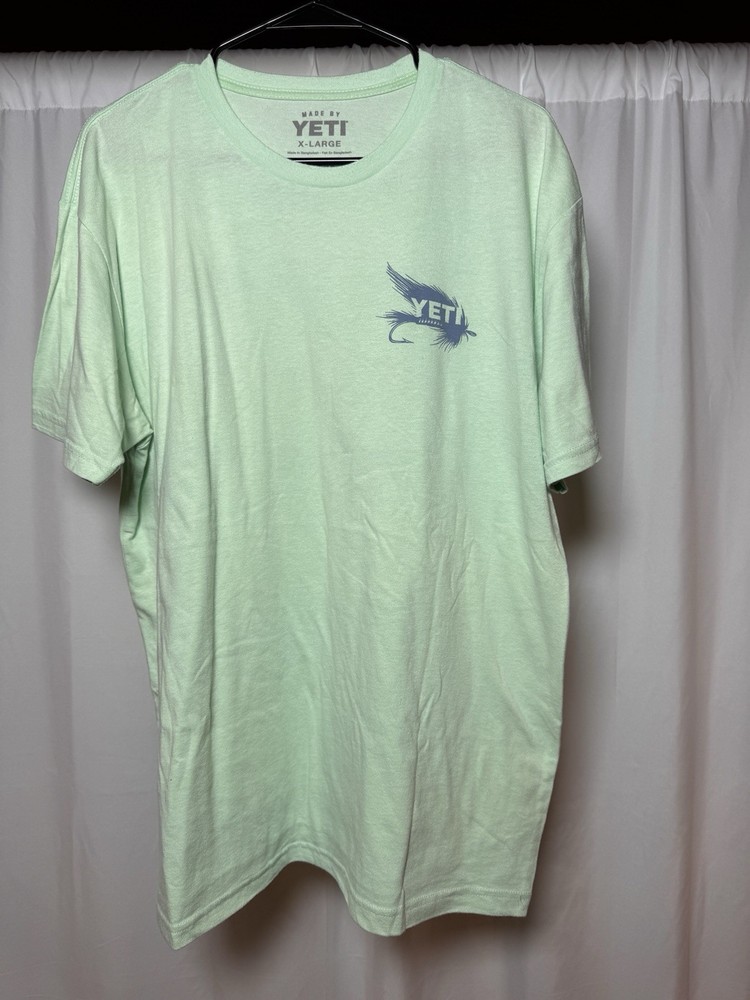 YETI Mens Mint Green Graphic T-Shirt XL Fishing Lure Fly Fishing