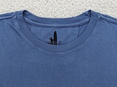 Johnnie-O T-Shirt Mens Small Blue SS Surfing 🏄 Patriotic Flag Crew Neck