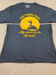 Crazy Dog Fishing T-shirt Men L Gray Blue Can’t Work Today, My Arm is in a Cast