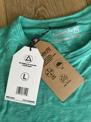 Avalanche Men’s Performance Pocket Tee 4 Way Stretch Comfort Green Heather Large