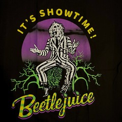 FREE SAME DAY SHIPPING New BEETLEJUICE ITS SHOWTIME Michael Keaton Shirt XL