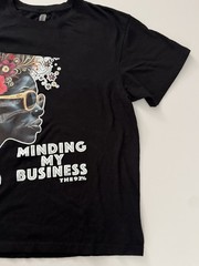 T-Shirt Minding My Business The 92% Large Black