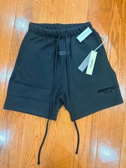Essentials Set T-shirt and Short in BLack (size S)