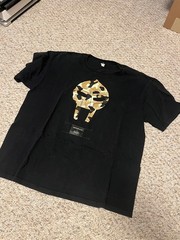 MF DOOM x Akomplice T-Shirt – Size 2XL