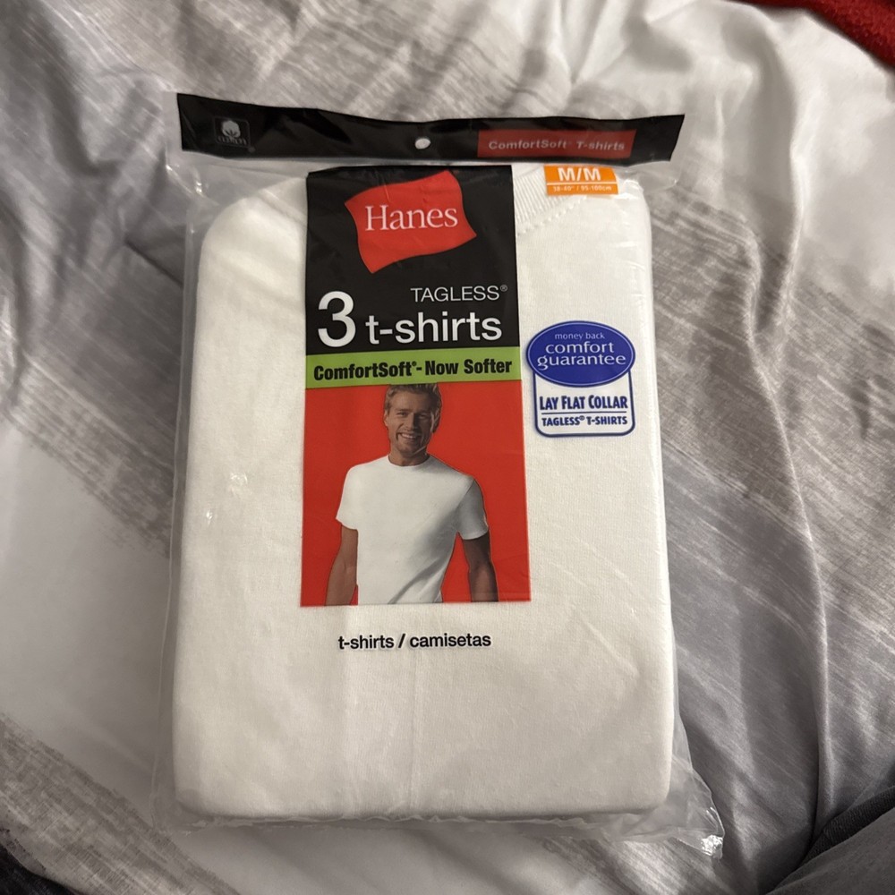 MED 2010 Hanes Classic Tagles 3 pack T-Shirt Comfort Lay Flat Collar Tagless NEW
