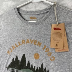 Fjallraven T-Shirt men’s Small Forest Mirror Graphic Tee Short Sleeve Nature NWT
