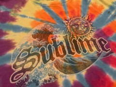 420 SUBLIME BAND T-SHIRT RAINBOW TIE DYE DISTRESSED ( MENS M ) PREOWNED