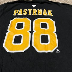Men’s Fanatics NHL Boston Bruins Pastrnak #88 Black Graphic T-Shirt