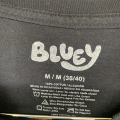 Bluey This Was The 80’s Man Bandit & Chilli Black T-Shirt Men’s Medium 38-40