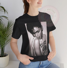 Madonna 80s Vintage Style T-Shirt ✩ Retro Pop Icon Graphic Tee! Hot Retro Style!