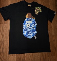 A Bathing Ape BAPE Men’s medium Black Baby Milo Graphic Logo Crew Neck T-Shirt