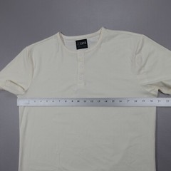 Cuts Clothing Split Hem Short Sleeve Tee Henley Stretch Beige Slim Fit