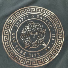 Supply & Demand NYC Medusa Gold Foil Graphic T-Shirt Mens Large Olive Green