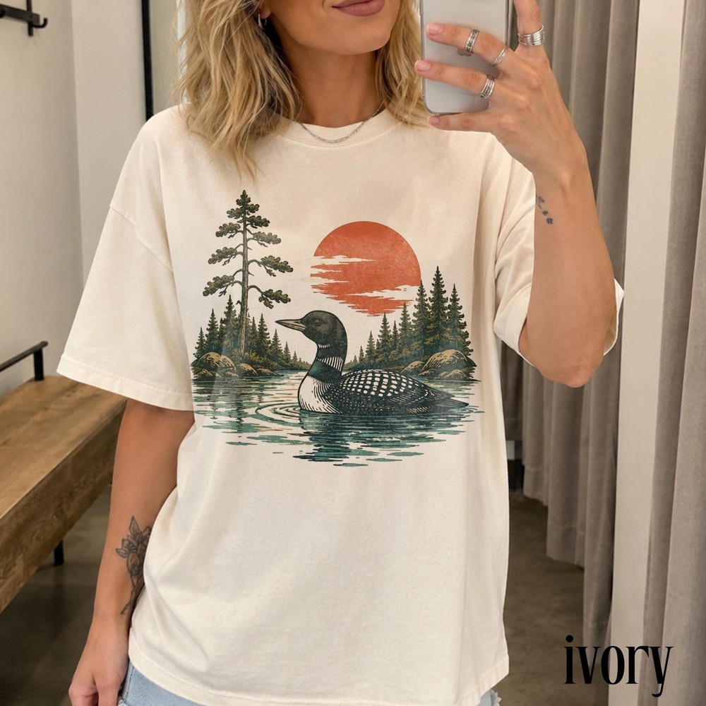 Vintage Loon Lake Nature Shirt Retro Wildlife Bird Graphic Tee Classic Forest