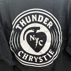 Thunder Trucks Shirt Mens XL Black White Grenade Heart Skateboard Logo Chrystie