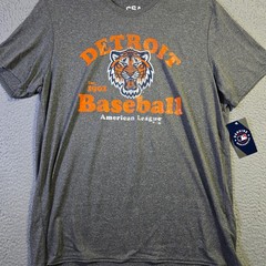 MLB Detroit Tigers Shirt Mens XL Gray Baseball faded Sports Classic Retro NWT