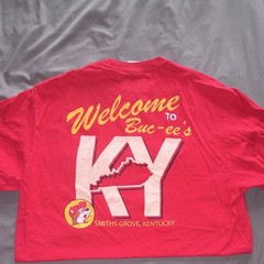 Buc-ee’s Staff Red Cotton Jersey Graphic Crew Neck Tee “Welcome to Buc-ee’s” L