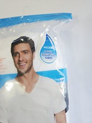 Hanes Best Men’s V-Necks Tagless Undershirt Underwear T Shirt Sz M White, 6 Pack