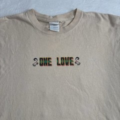 2009 Gildan Reggae in the Desert Ky-Mani Marley Beige SS Shirt Men’s Large