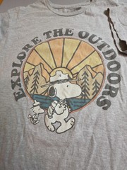 Peanuts SNOOPY & WOODSTOCK Explore The Outdoors Hiking T-Shirt Large. -0116