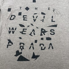 Tultex T-Shirt Mens Small Heather Gray The Devil Wears Prada Graphic Crew Neck