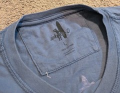 johnnie-o Eagle Oaks Golf & Country Club Tyler Blue Cotton T-Shirt JMST2200 Mens