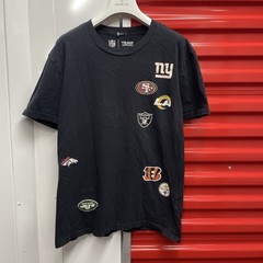 Team Apparel AOP NFL Men’s Black Relaxed Crew Neck All Teams Graphic T-Shirt S