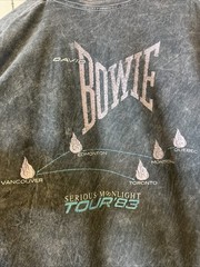 David Bowie Serious Moonlight Tour 1983 Graphic Print T Shirt Men’s Large Gray
