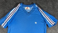 70’sWilson T-Shirt blue v-neck cotton/acrylic sweatshirt/jersey weave Vintage