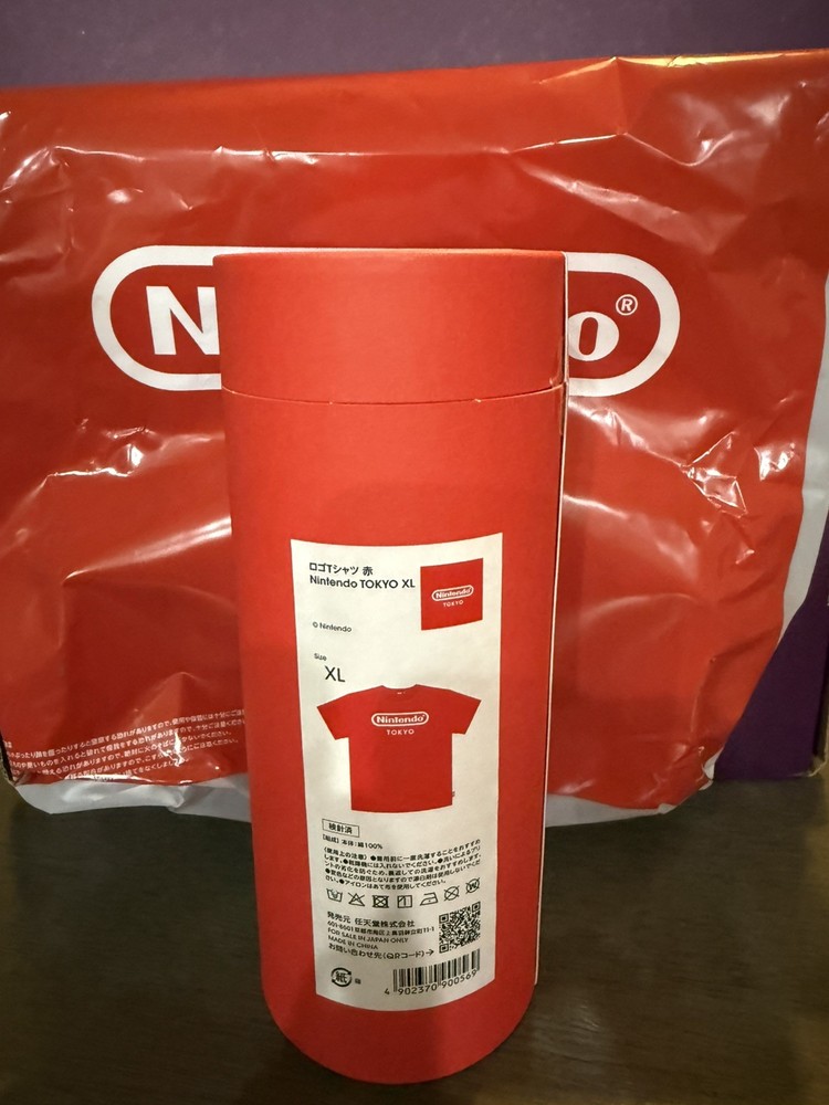 New + Sealed Official Nintendo TOKYO Store Red Cylinder Tube + T-Shirt (Size XL)