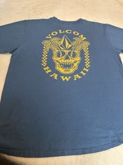 VOLCOM 100% Cotton T SHIRT MENS SZE XL Blue w/Skeleton Circled by HAWAII