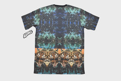Neff Tiger Storm All Over Print Mens Shirt NWT Large