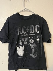 ACDC Back In Black Men’s Graphic Band T-Shirt Black Short Sleeve Size Large