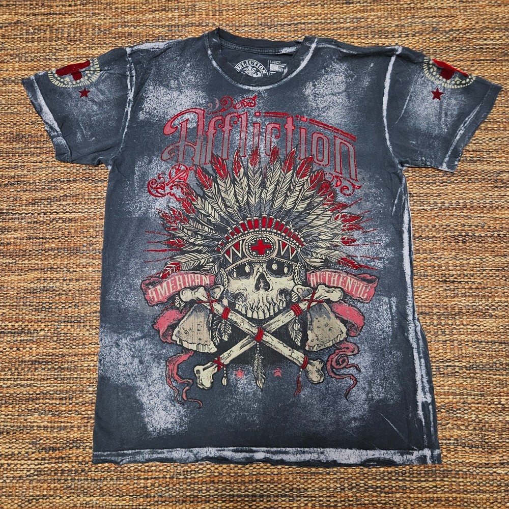 Affliction Puffy Felt Red and Gray Skull and Feathers Shirt Large